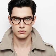 bs0218-0389_tortoiseshell_oval_acetate_glasses_model