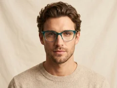 BS0218-0477_Green_Butterfly_Acetate_Glasses_corner-tryon_male