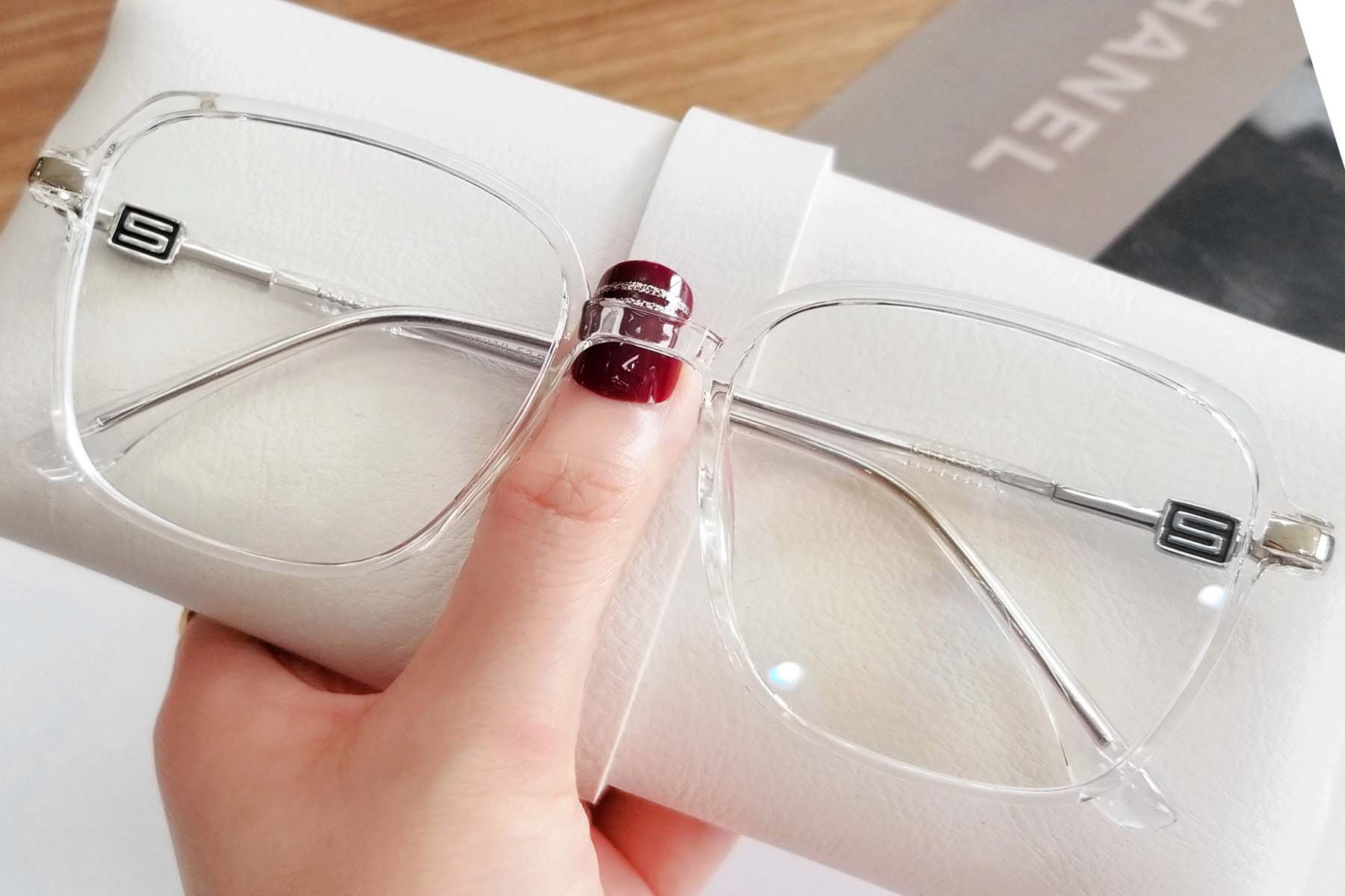 BS0406-0013_Transparent_Rectangular_TR90_Glasses_front