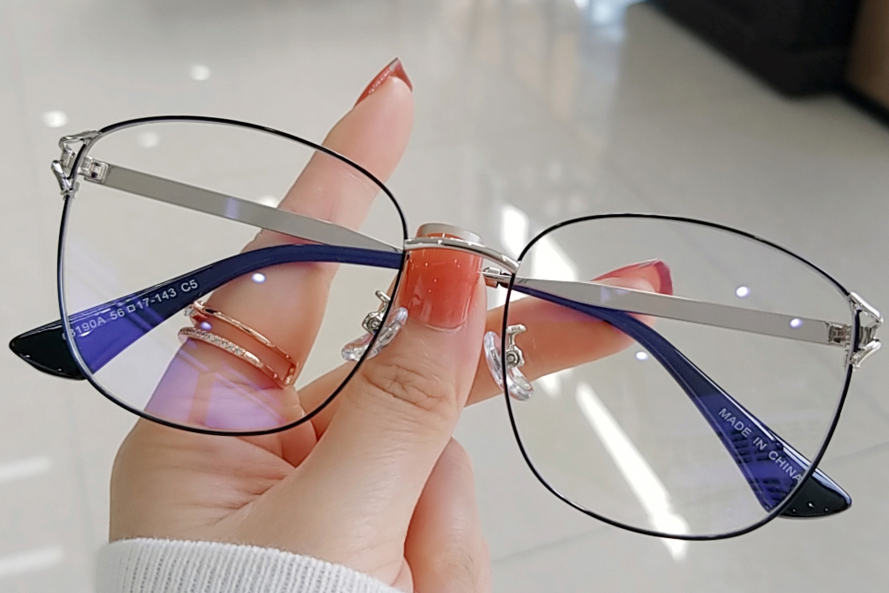 BS0406-0024_Black_Rectangular_TR90_Glasses_front