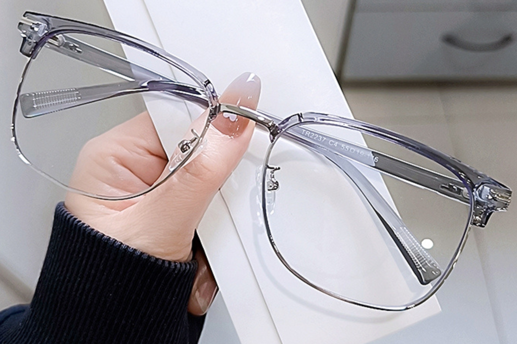 BS0406-0087_Grey_Semi-rimless_TR90_Glasses_front