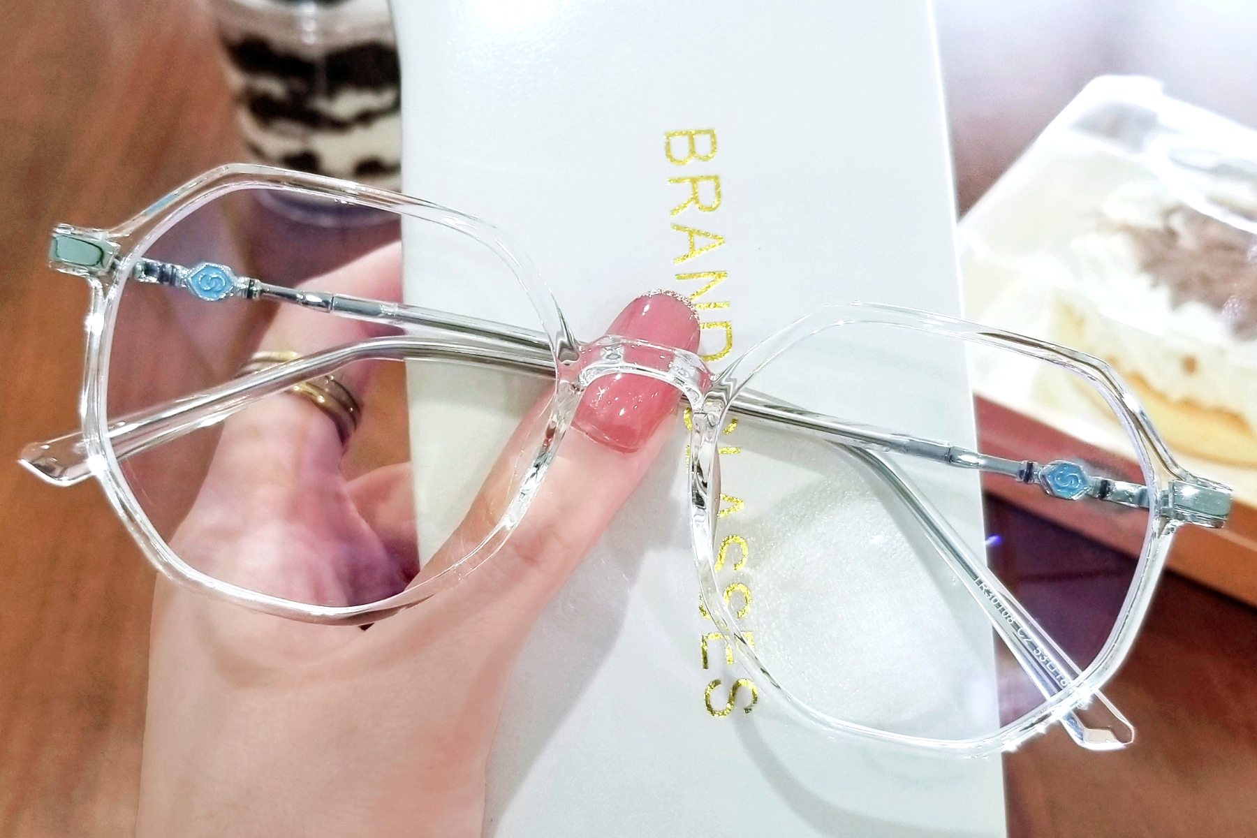 BS0406-0120_Transparent_Geometric_TR90_Glasses_front