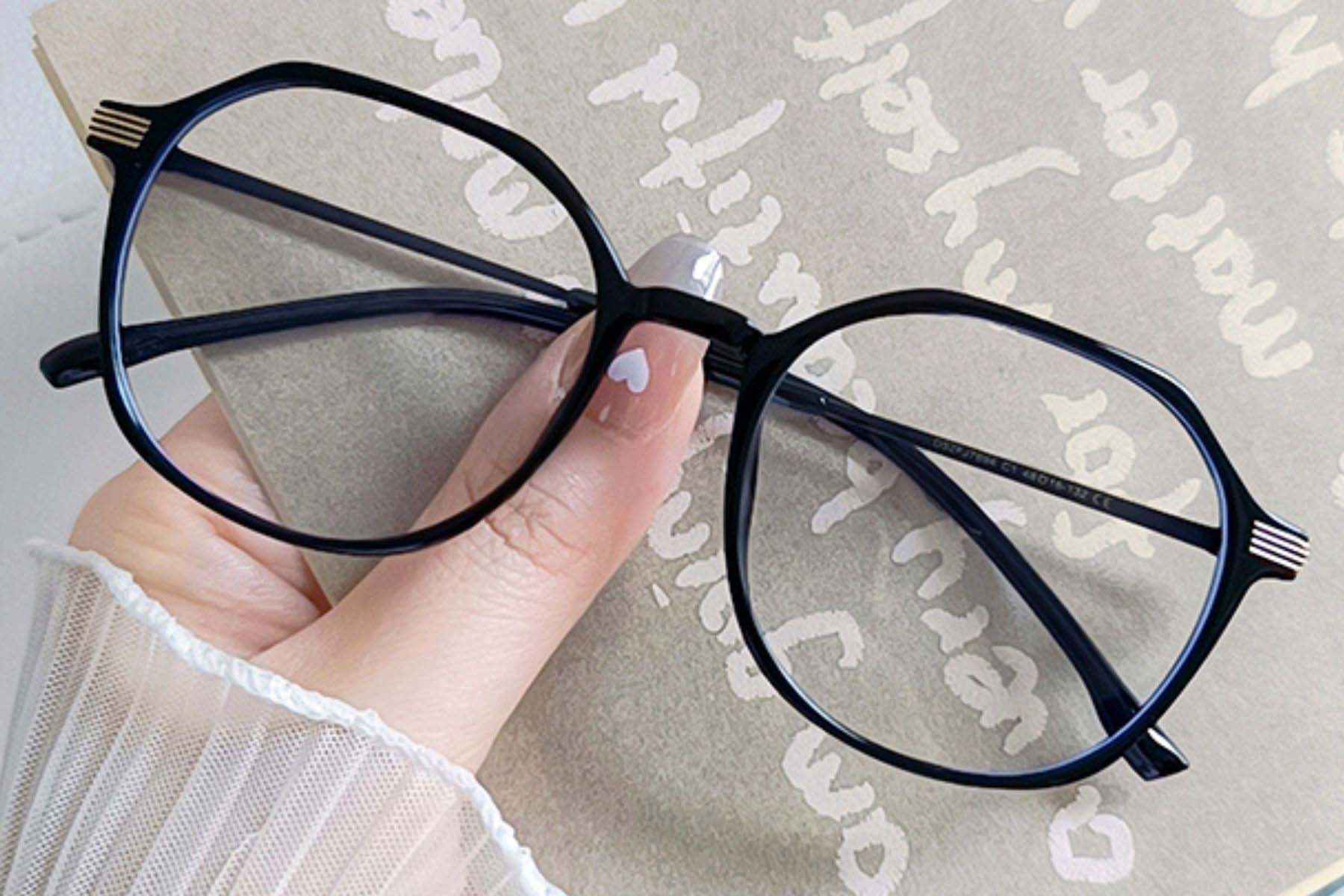 BS0406-0235_Black_Geometric_TR90_Kids_Glasses_front