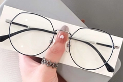 BS0406-0337_Black_Geometric_Titanium_Glasses_front