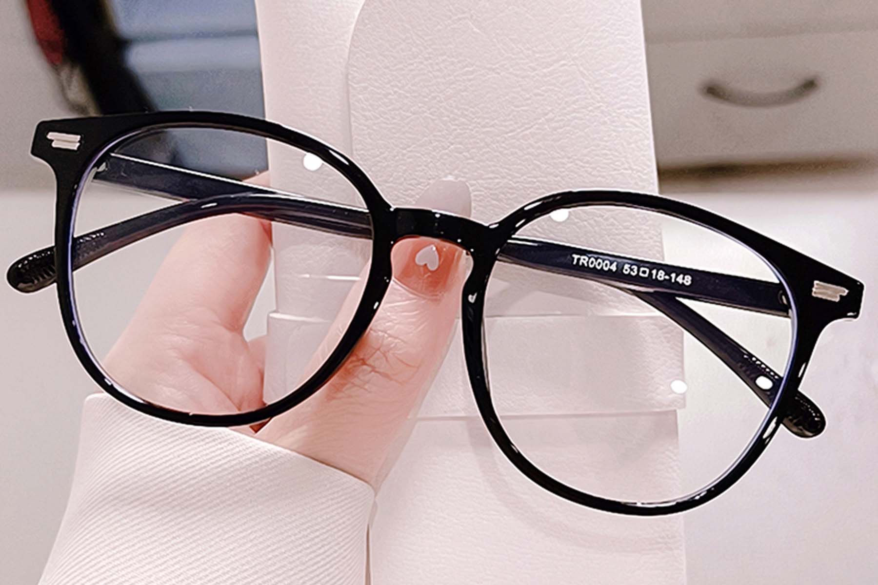 BS0406-0543_Black_Oval_TR90_Glasses_front