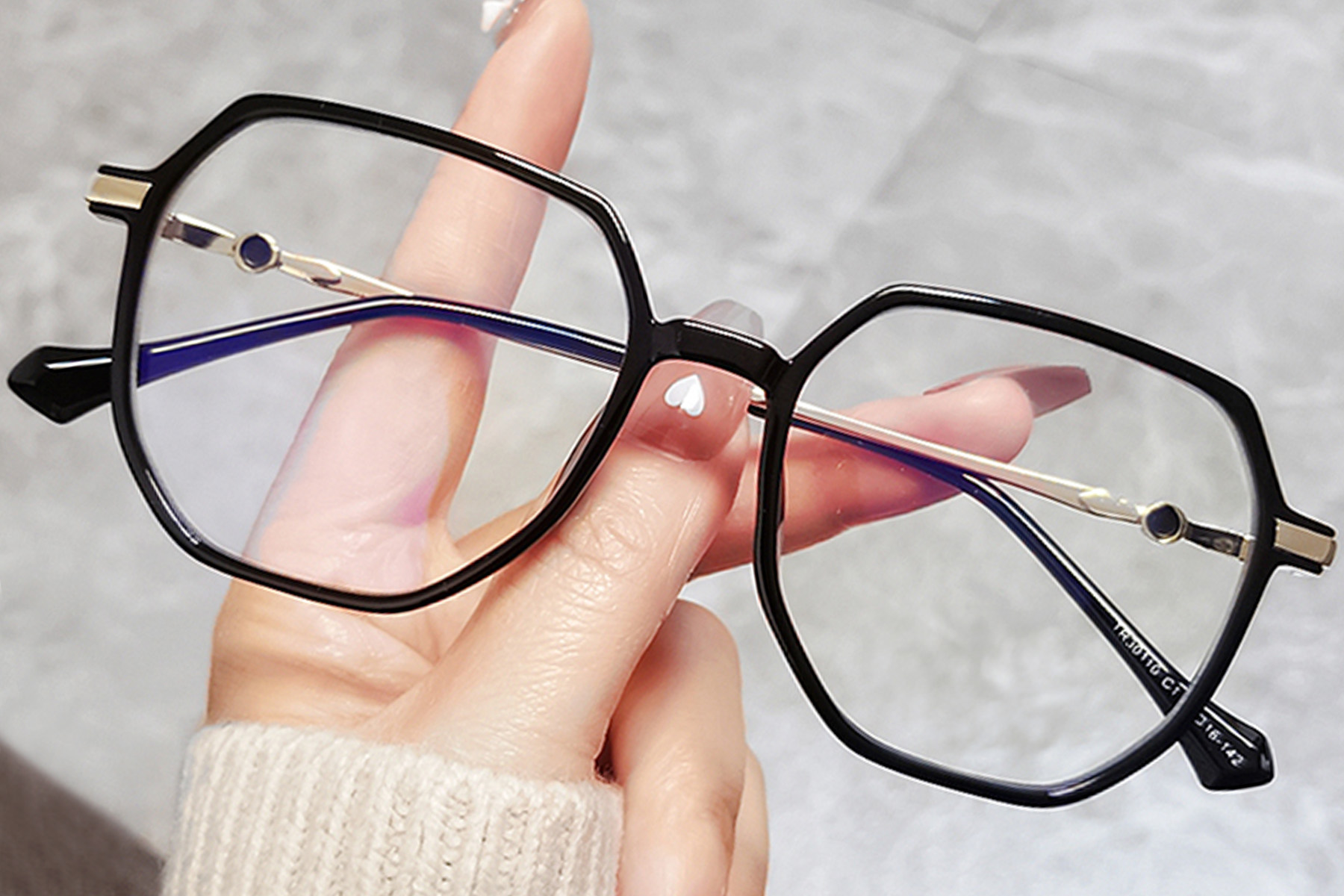 BS0406-0608_Black_Geometric_TR90_Glasses_front