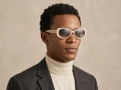BS0406-0670_Cream_Oval_TR90_Sunglasses-tryon_male