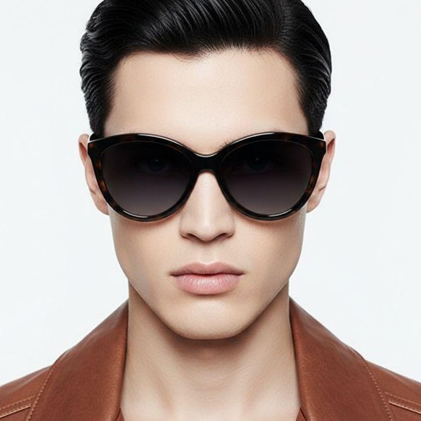 bs0406-0679_tortoiseshell_oval_tr90_sunglasses_model