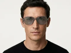 BS0406-0682_Brown_Oval_TR90_Sunglasses-tryon_male