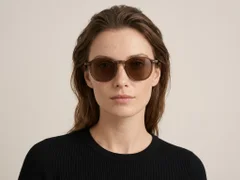 BS0406-0688_Brown_Geometric_TR90_Sunglasses-tryon_female