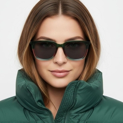 bs0420-0141_green_rectangular_acetate_sunglasses_model