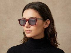 BS0420-0165_Red_Rectangular_Acetate_Sunglasses_corner-tryon_female
