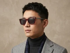 BS0420-0165_Red_Rectangular_Acetate_Sunglasses_corner-tryon_male