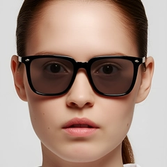 BS0420-0170_Black_Rectangular_Acetate_Sunglasses_model