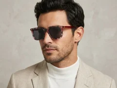 BS0420-0174_Pink_Rectangular_Acetate_Sunglasses_corner-tryon_male