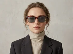 BS0420-0180_Tortoiseshell_Rectangular_Acetate_Sunglasses-tryon_female