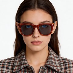 bs0420-0190_brown_rectangular_acetate_sunglasses_model