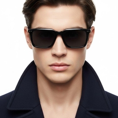 bs0420-0192_black_rectangular_acetate_sunglasses_model