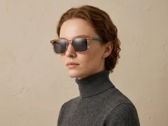 BS0420-0194_Brown_Rectangular_Acetate_Sunglasses_corner-tryon_female