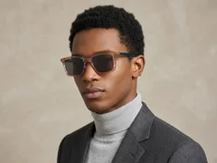 BS0420-0194_Brown_Rectangular_Acetate_Sunglasses_corner-tryon_male