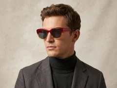 BS0420-0205_Red_Butterfly_Acetate_Sunglasses-tryon_male