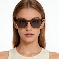 bs0420-0209_brown_rectangular_acetate_sunglasses_model