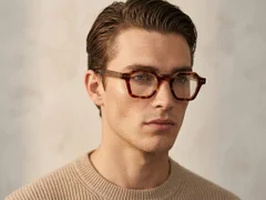 BS0522-0051_Tortoiseshell_Geometric_Acetate_Glasses_corner-tryon_male