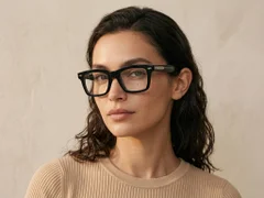 BS0522-0161_Black_Rectangular_Acetate_Glasses_corner-tryon_female
