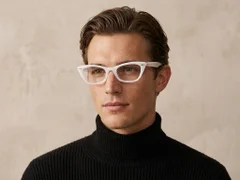 BS0522-0176_White_Butterfly_Acetate_Glasses_corner-tryon_male