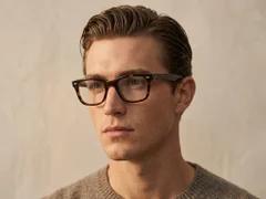 BS0522-0188_Brown_Butterfly_Acetate_Glasses_corner-tryon_male