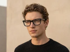 BS0522-0189_Tortoiseshell_Butterfly_Acetate_Glasses_corner-tryon_male