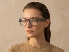 BS0522-0192_Grey_Oval_Acetate_Glasses_corner-tryon_female