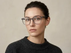 BS0620-0198_Grey_Rectangular_TR90_Glasses_corner-tryon_female