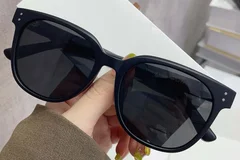 BS0824-0002_Black_Oval_TR90_Sunglasses_front