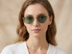 BS0824-0009_Golden_Oval_Metal_Sunglasses-tryon_female