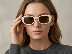 BS0824-0015_Cream_Oval_TR90_Sunglasses-tryon_female