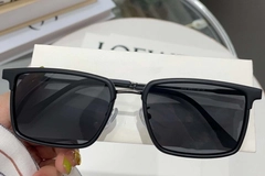 BS0824-0017_Black_Rectangular_Metal_Sunglasses_front