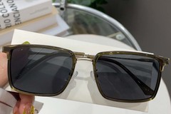 BS0824-0018_Green_Rectangular_Metal_Sunglasses_front