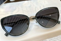 BS0824-0029_Green_Butterfly_TR90_Sunglasses_front