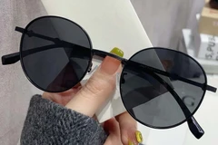 BS0824-0031_Black_Oval_Metal_Sunglasses_front