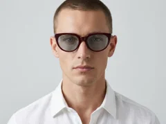 BS0824-0039_Red_Oval_TR90_Sunglasses-tryon_male