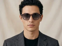 BS0824-0042_Red_Oval_TR90_Sunglasses-tryon_male