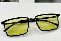 BS0824-0057_Black_Rectangular_TR90_Sunglasses_front