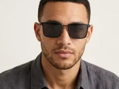 BS0824-0058_Black_Rectangular_TR90_Sunglasses-tryon_male