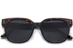 BS0824-0080_Tortoiseshell_Rectangular_TR90_Sunglasses_front