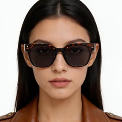 bs0824-0080_tortoiseshell_rectangular_tr90_sunglasses_model