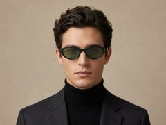 BS0824-0083_Black_Oval_TR90_Sunglasses-tryon_male