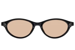 BS0824-0084_Black_Oval_TR90_Sunglasses_tryon