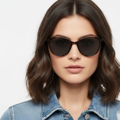 bs0824-0096_tortoiseshell_butterfly_tr90_sunglasses_model