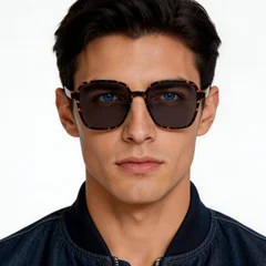bs0824-0099_tortoiseshell_rectangular_tr90_sunglasses_model